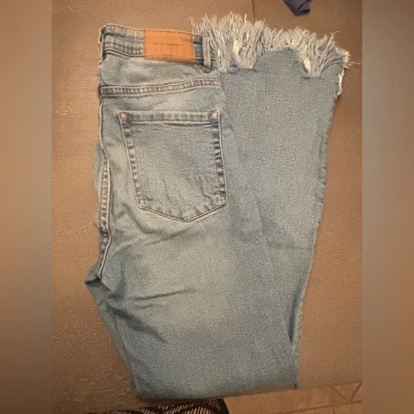 Zara Size 2 Bundle Jeans Traruc Denim Wear/ Straight High Rise - Picture 4 of 10